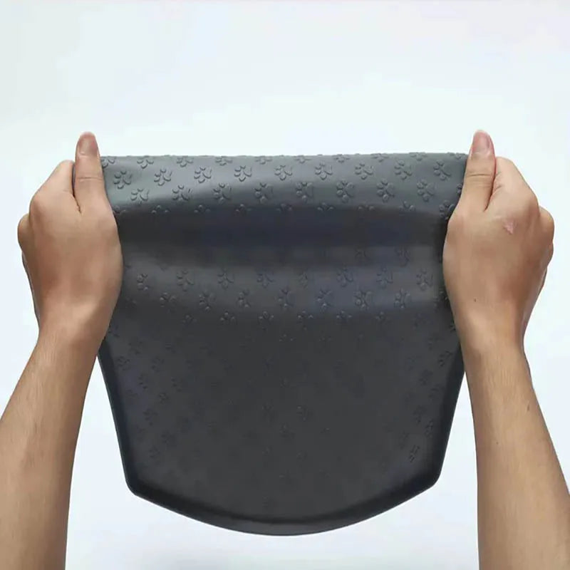 Dog drinking and eating mats cat mats pet mats made of waterproof wear-resistant durable and easy-to-clean silicone Pet supplies
